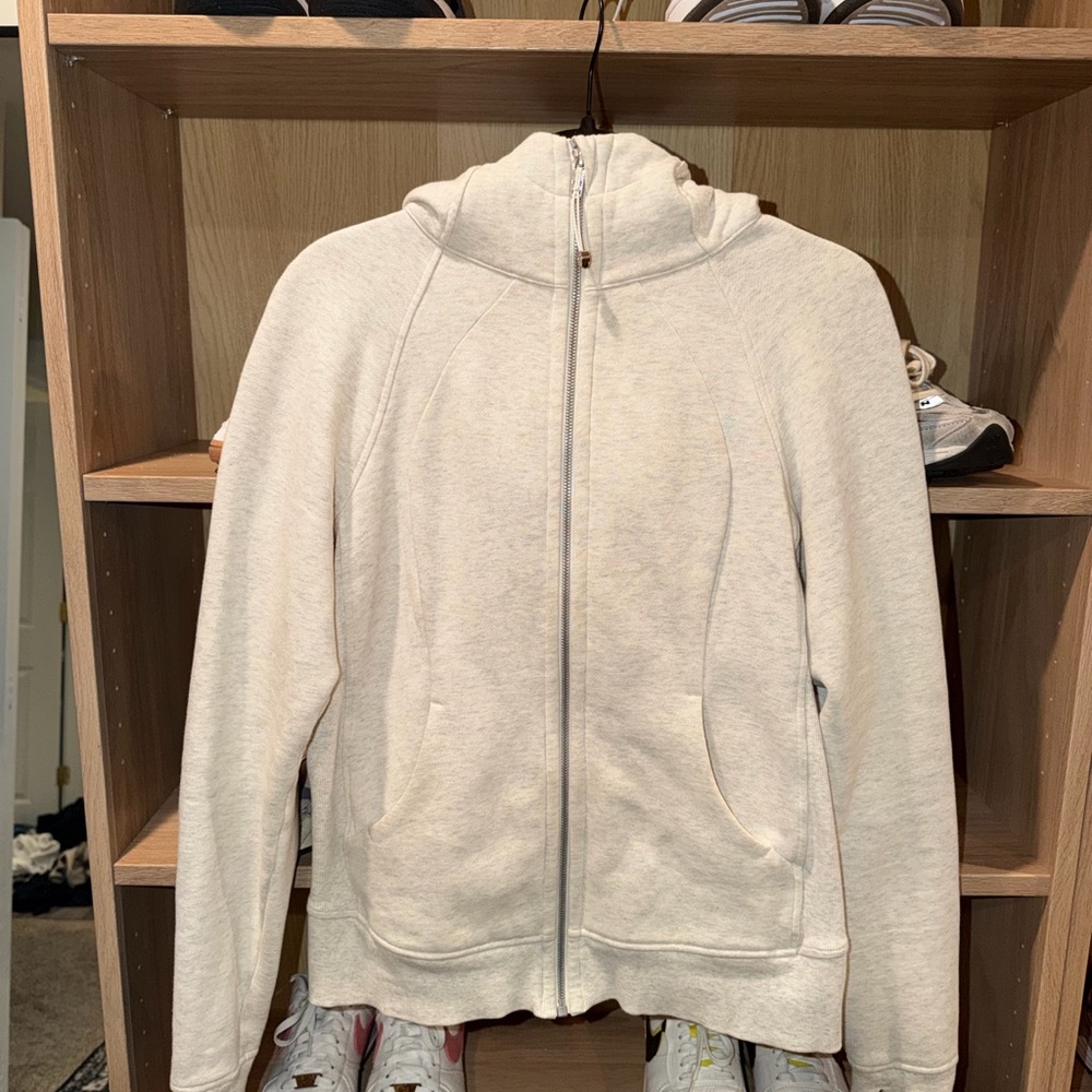 Lululemon Women’s Cream Scuba Zip-up